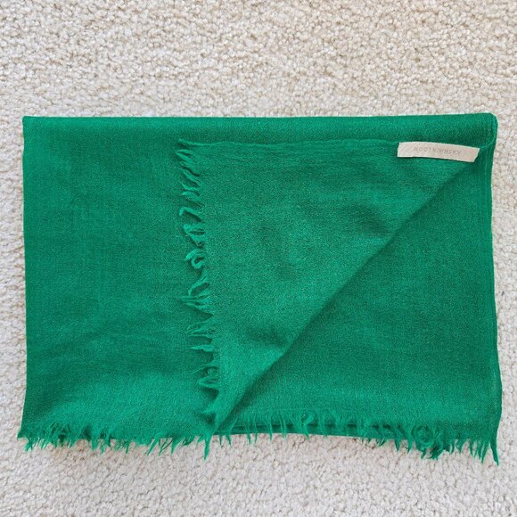 Kashmir Loom Accessories - Kashmir Loom Cashmere Lightweight Scarf Green Luxury